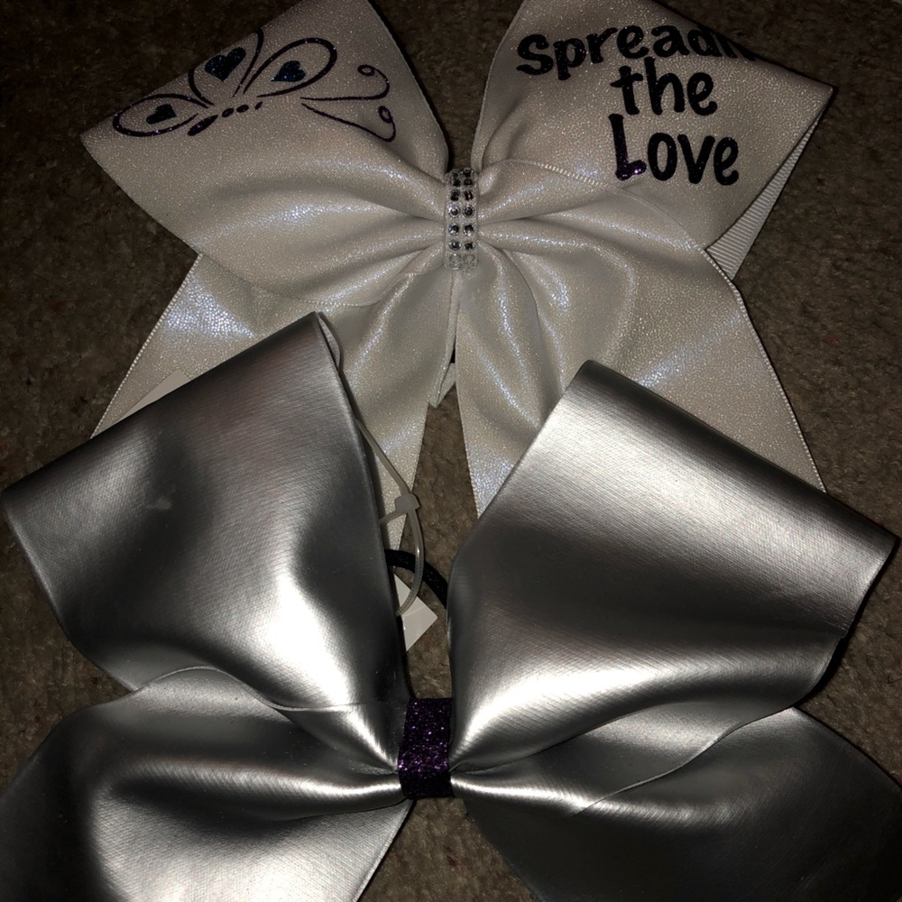 Hair Bows- (2) New